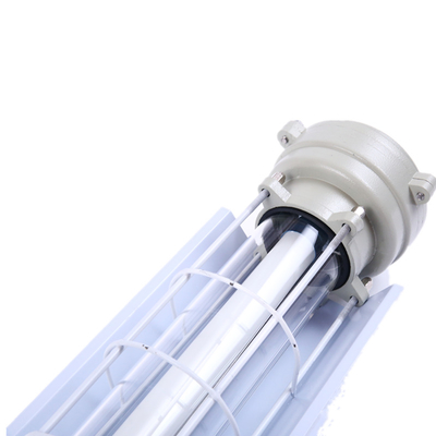 Lampu High Bay LED Tahan Ledakan Luar Ruangan Dengan Manik Lampu CREE Dan Pemasangan Braket