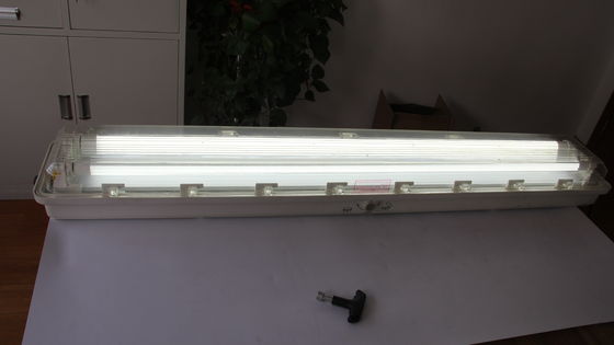 Untuk Area Berbahaya Minyak & Gas Pabrik Kimia Pertambangan Fasilitas Kelautan Lampu LED Linear Tahan Ledakan Kelas Industri IP66 Desain hemat energi mengurangi Tahan Lama 0.6/1.2m ATEX/IECEx/CNEX