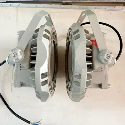 Lampu High Bay LED Tahan Ledakan Gantung UFO 100W 200W 60W Tahan Korosi Tri Proof Untuk Industri
