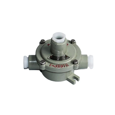 Exd II CT6 Aluminium stainless steel Enclosure Explosion Proof Junction Box Dipasang di dinding