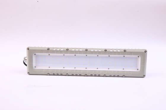 Kinerja yang baik 50w Lampu linier tahan led WF2 100lm/w Lampu fluoresen tahan led dengan chip led