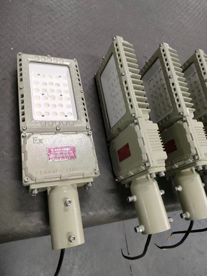 100~277v 130lm/W 200w Led Lampu Banjir Proof Led