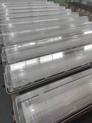 Lampu linier tahan ledakan dengan ATEX IECEx WF2 IP66 100lm/w untuk zona 1,2&amp;21,22