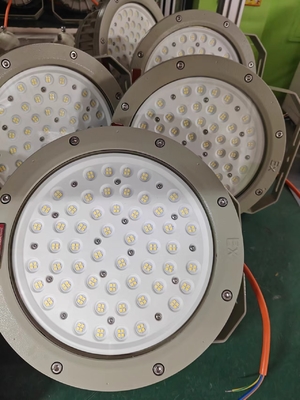 Flang Mount Led Proof Led Bay Lampu Dengan Umur Panjang 50000 Jam