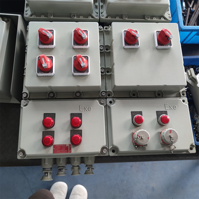 IP66 WF2 Ledakan Proof Control Board Enclosure Powder Coated Wall Mount 2mm
