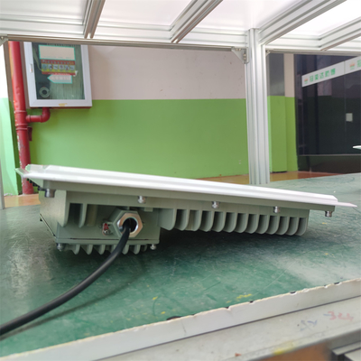 Zona 1 2 Lampu stasiun gas tahan led dengan IP66 WF2 yang didorong oleh Meanwell