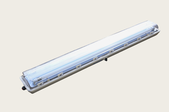 Ledakan Proof ATEX seluruh plastik ((GRP) lampu lampu fluoresen Lampu WF2 IP66 untuk Div 1 area berbahaya 36W