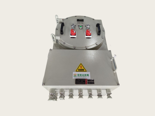 Panel kontrol anti ledakan aluminium laut dengan entri yang disesuaikan untuk industri kimia ≤225A