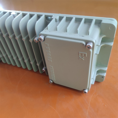 Lampu Led Buktinya Led Lampu Fittings RoHS ATEX IECEx untuk lingkungan keras lampu industri 200Watt 295V