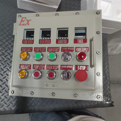 ATEX CNEX peringkat Ex d Flameproof Panel Box Enclosure IP66 WF2 untuk Area Berbahaya dengan Kabel Masuk Disesuaikan 295Vac