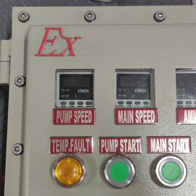 ATEX CNEX peringkat Ex d Flameproof Panel Box Enclosure IP66 WF2 untuk Area Berbahaya dengan Kabel Masuk Disesuaikan 295Vac