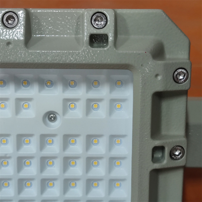 Lampu sorot LED tahan led AC90 ∼ 380V CREE Chip Untuk industri komersial