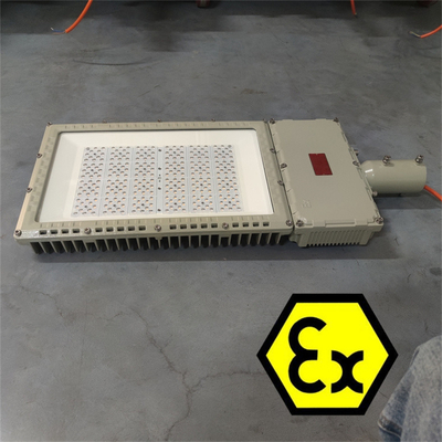 ATEX 220V 380V Led Lampu Buktinya Led Lampu Aluminium Kelas Kelautan IP66 WF2 Untuk Industri Minyak Dan Gas