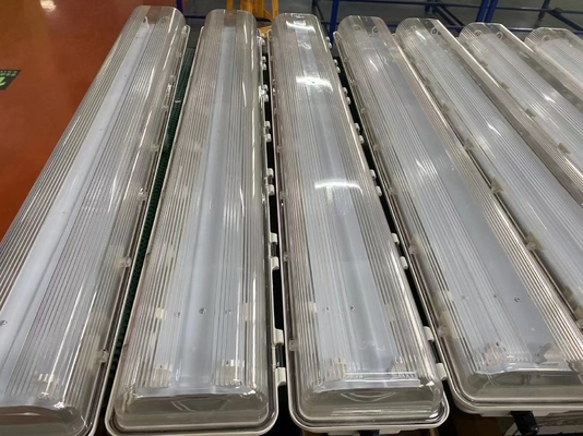 100lm/W Ex proof Lampu Fluoresen Tahan Lingkungan Ekstrim