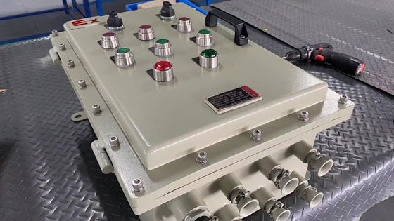 Panel kontrol bersertifikat ATEX dengan aluminium / stainless steel enclosure
