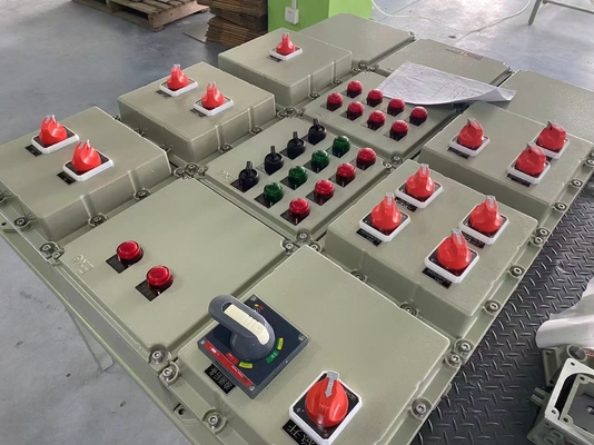 Panel kontrol tahan api 2 mm untuk aplikasi luar ruangan/industri