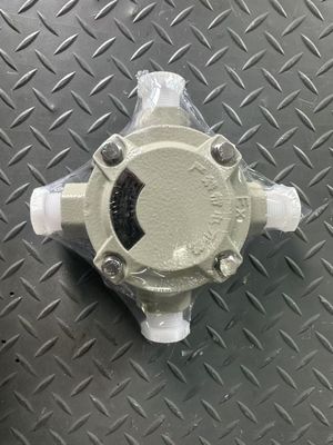 IP66 Cast Aluminium Explosion Proof Junction Box Fire Protection Wiring Box Exd IIB IIC Disesuaikan