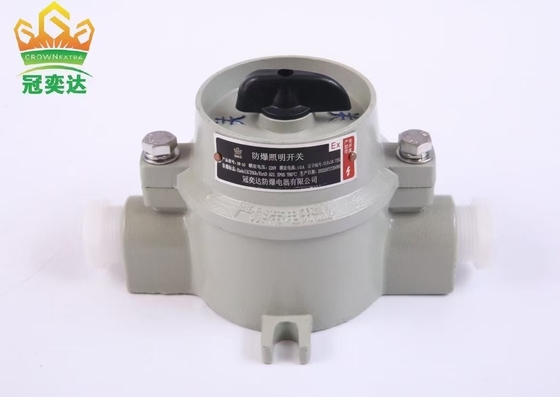 Surface Mount Explosion Proof Switch untuk tegangan 220V/380V dan perlindungan IP66 di lingkungan berbahaya