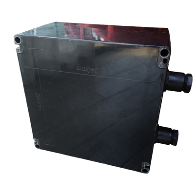 380V Flameproof Exproof GRP Stasiun kontrol CNEX ATEX disetujui Kabel yang dapat disesuaikan seluruh plastik untuk Offshore Onshore Zone1 Zone2