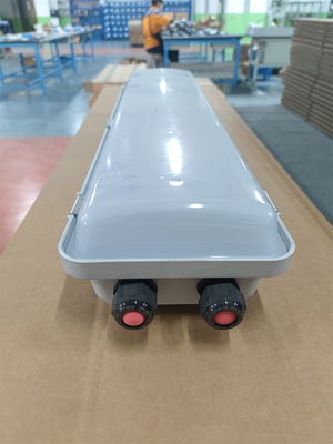 2*18w/2*36w Lampu Fluoresen Buktinya Ledakan IP66 WF2 Tingkat Perlindungan Tinggi CRI Ra≥70