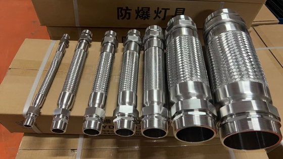 Panjang khusus karet / stainless steel saluran fleksibel dengan Ex Db IIC T6 Gb dan IP66 rating