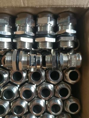IP68 Ledakan Proof Kabel Gland Dengan Kuningan CE ROHS Sertifikat ISO9001 Untuk Sambungan Aman dan Berkelanjutan