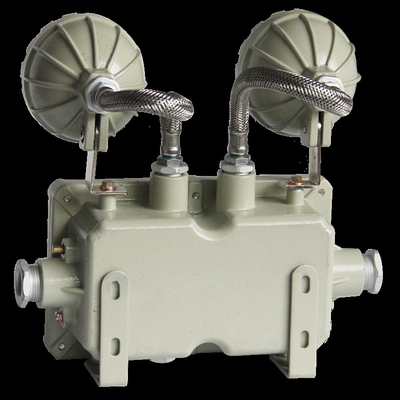 150lm/w Efisiensi Flameproof LED Floodlight untuk Pemasangan Langit-langit
