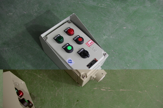 Panel Patch Serat Optik Tahan Ledakan | IP66 WF2 | Kotak Distribusi Kontrol Daya Tahan Api untuk Peralatan Berat
