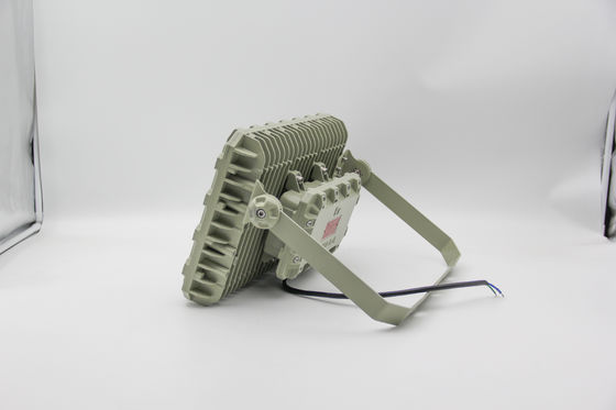 Lampu Sorot LED Tahan Api – Hemat Energi, Berperingkat IP66 untuk Pabrik Kimia & Platform Lepas Pantai