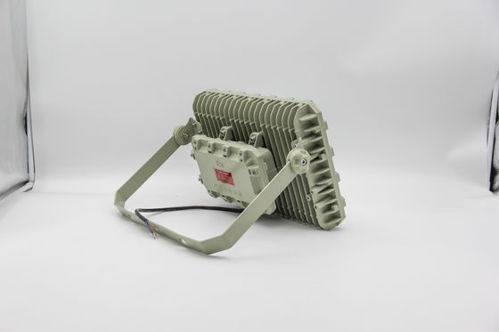 Lampu Sorot LED Anti Ledakan | Tahan Api, Tahan Air, Hemat Energi – Untuk Lingkungan Berbahaya