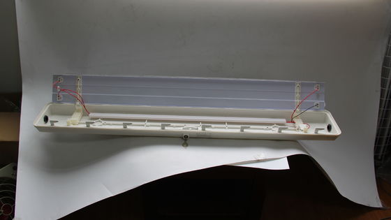 Lampu Linear Anti Ledakan Seri BYS dengan Sertifikasi Ganda – Perlengkapan LED Area Berbahaya yang Disetujui ATEX/IECEx/CNEX, Berperingkat IP66, Garansi 5 Tahun, Watt dan Ukuran yang Dapat Disesuaikan