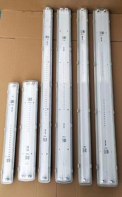 Lampu LED Linear Tahan Lama 0.6m/1.2m ATEX/IECEx/CNEX Tahan Ledakan Tingkat Industri IP66 untuk Area Berbahaya Pabrik Minyak & Gas Kimia Pertambangan Fasilitas Kelautan Desain hemat energi mengurangi