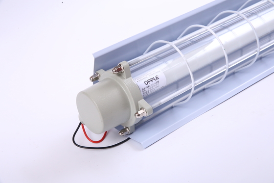 Untuk Lingkungan Basah Zona 21 dan 22 Tahan Korosi Ex Db Eb IIC T6 Gb, Ex Tb IIIC T80°C Db Perlengkapan Lampu LED Linear Tahan Ledakan ATEX yang Tahan Lama 100lm/w IP66