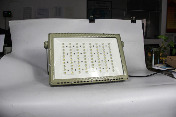 Lampu Jalan LED Anti Ledakan 250W | Bersertifikasi ATEX CNEX untuk Aplikasi Berbahaya Zona 1 Zona 2