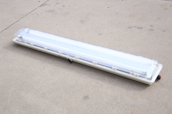 Lampu LED Tahan Ledakan Atex Frekuensi 50/60Hz dengan Tegangan Input 90-305VAC/50-60HZ atau 24V DC