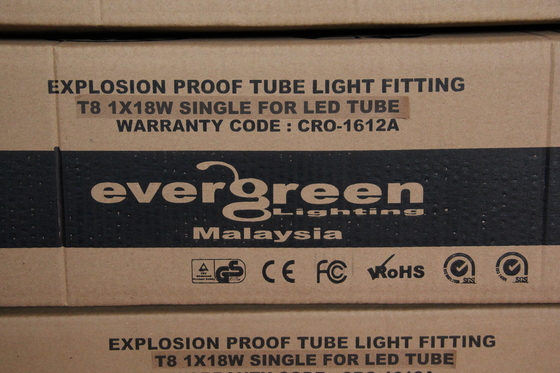 ATEX/IECEx/CNEX Disetujui Area Berbahaya Lampu LED, IP66 Rating, Garansi 5 Tahun, Daya Wattage dan Ukuran Disesuaikan Daya tahan BYS Seri Led Lampu Linier Proof Led dengan Sertifikasi Tiga