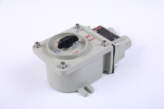Sakelar Anti Ledakan 2 Kutub Tegangan 50/60HZ Dibuat dari Aluminium Kelas Kelautan untuk Lingkungan Keras