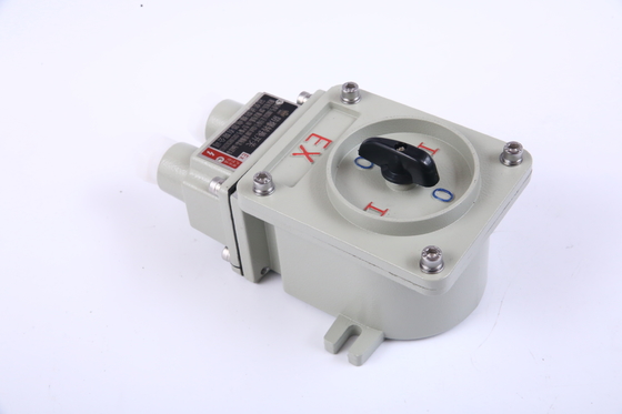 Sakelar Anti Ledakan 2 Kutub Tegangan 50/60HZ Dibuat dari Aluminium Kelas Kelautan untuk Lingkungan Keras