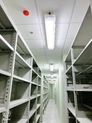 4ft Led Lampu Linier Proof Led untuk Lokasi Berbahaya 2x9W / 2x18W