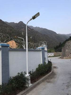 6000-6500K Suhu Warna Lampu Perindustrian Besi Lampu Konstruksi Aluminium