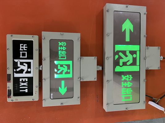 Lampu Darurat Keluar Darurat Egres Tahan Ledakan Aluminium Kekuatan Tinggi 50000 Jam Umur Panjang dengan Baterai Isi Ulang