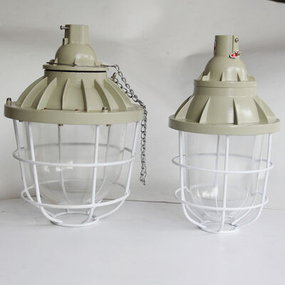 Lingkungan Debu Gas Atmosfer yang Mudah Meledak Selang Aman Cocok untuk Lokasi Berbahaya Tahan Lama Fleksibel Tahan Terhadap Bahan Kimia dan Abrasi