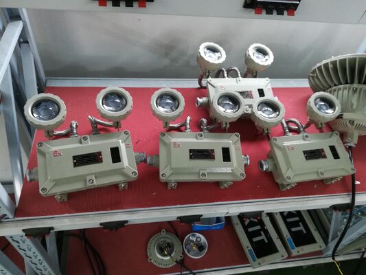 ATEX IP66 Lampu Led Dua Titik Buktinya Led Multi Fungsi Dua Kepala Lampu Keluar Darurat Isi Ulang