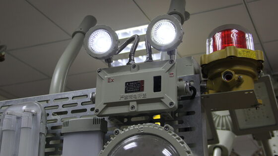 IP 66 Double Head Explosion Proof LED Lighting LED Rechargeable Emergency Point Sign L ighting Automatic Waterproof ATEX with Battery Zone 1 Zone 2