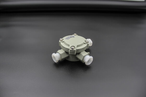 IP66 Cast Aluminium Waterproof 220V/380VAC 1-5Way Explosion Proof Junction Box untuk Area Berbahaya Industri Gudang
