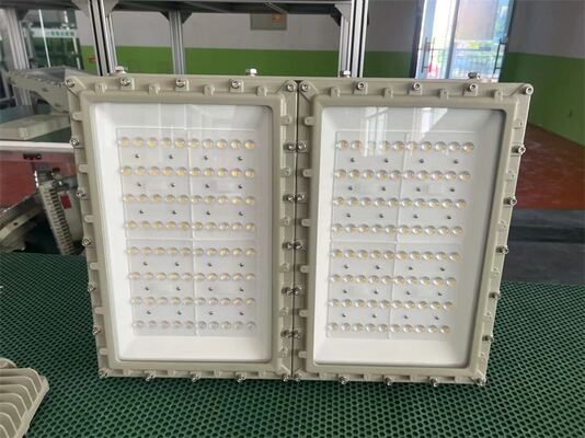 Lampu Sorot Industri Tahan Api IP66, ATEX 50-240W, Efisiensi Cahaya 140lm/W, Lulus Zona 1 & 2 IECEx, Garansi Layanan 5 Tahun