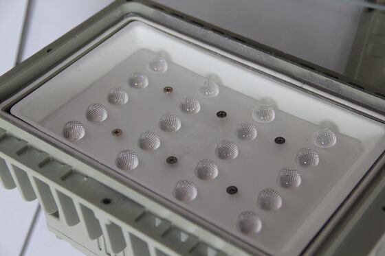 ATEX IECEx Zona 1 & 2 Disetujui 50-240W Lampu banjir LED Lokasi Berbahaya, IP66, 140lm/W, Garansi 5 Tahun