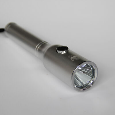 Lampu High Bay Tahan Ledakan Aluminium Die-casting Tegangan Input 100-277V AC Solusi Pencahayaan Tahan Lama untuk Area Berbahaya