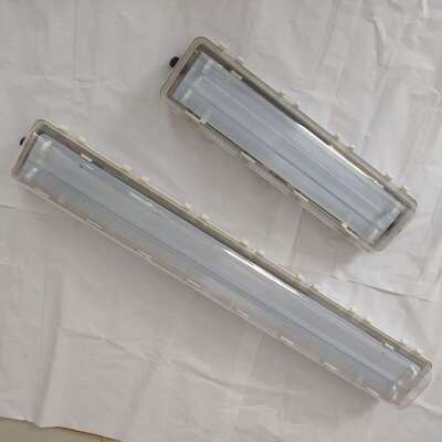 Daya tahan tinggi IP66 Lantai tahan debu langit-langit / dinding / lantai / Hang Mount BYS 18-36W Ledakan Proof Lampu linier untuk pengolahan kimia