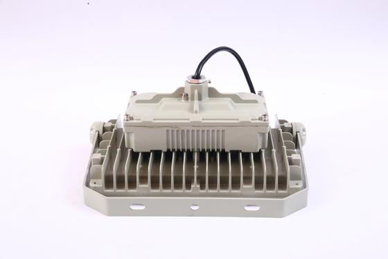 135lm/w Efisiensi Dengan CRI Ra 80 AC100-277V Led Lampu Banjir Proof Led untuk Zona 1 2 &amp; Zona 21 22
